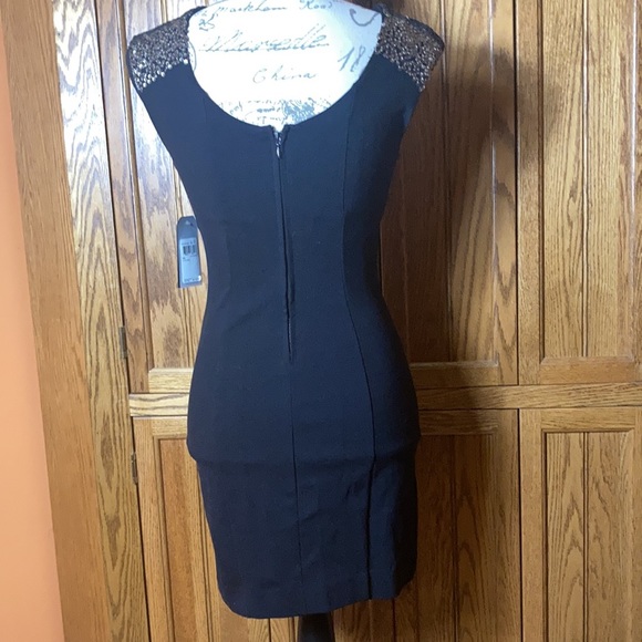 Guess dress - Picture 8 of 11